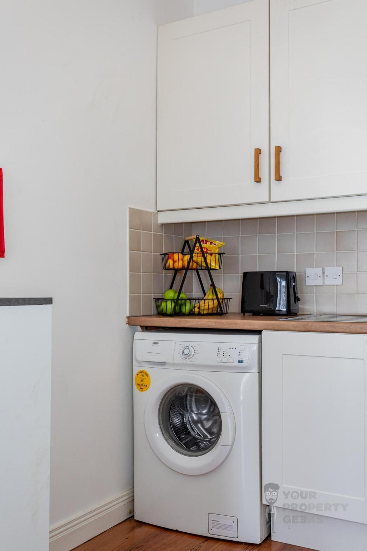 Attic Style 2 Bed Duplex Apartment With Rooftop Patio Belfast Extérieur photo