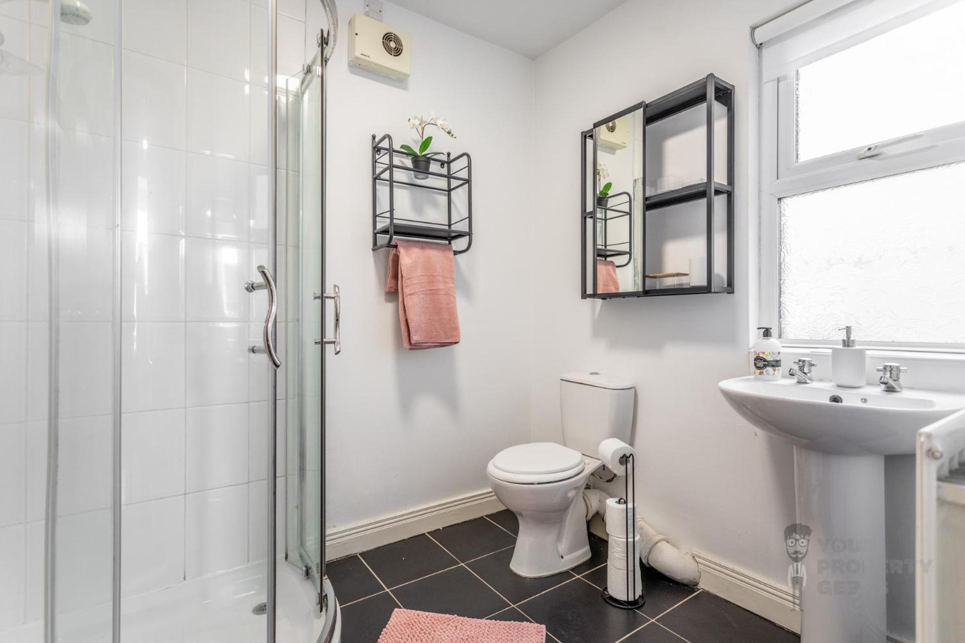 Attic Style 2 Bed Duplex Apartment With Rooftop Patio Belfast Extérieur photo