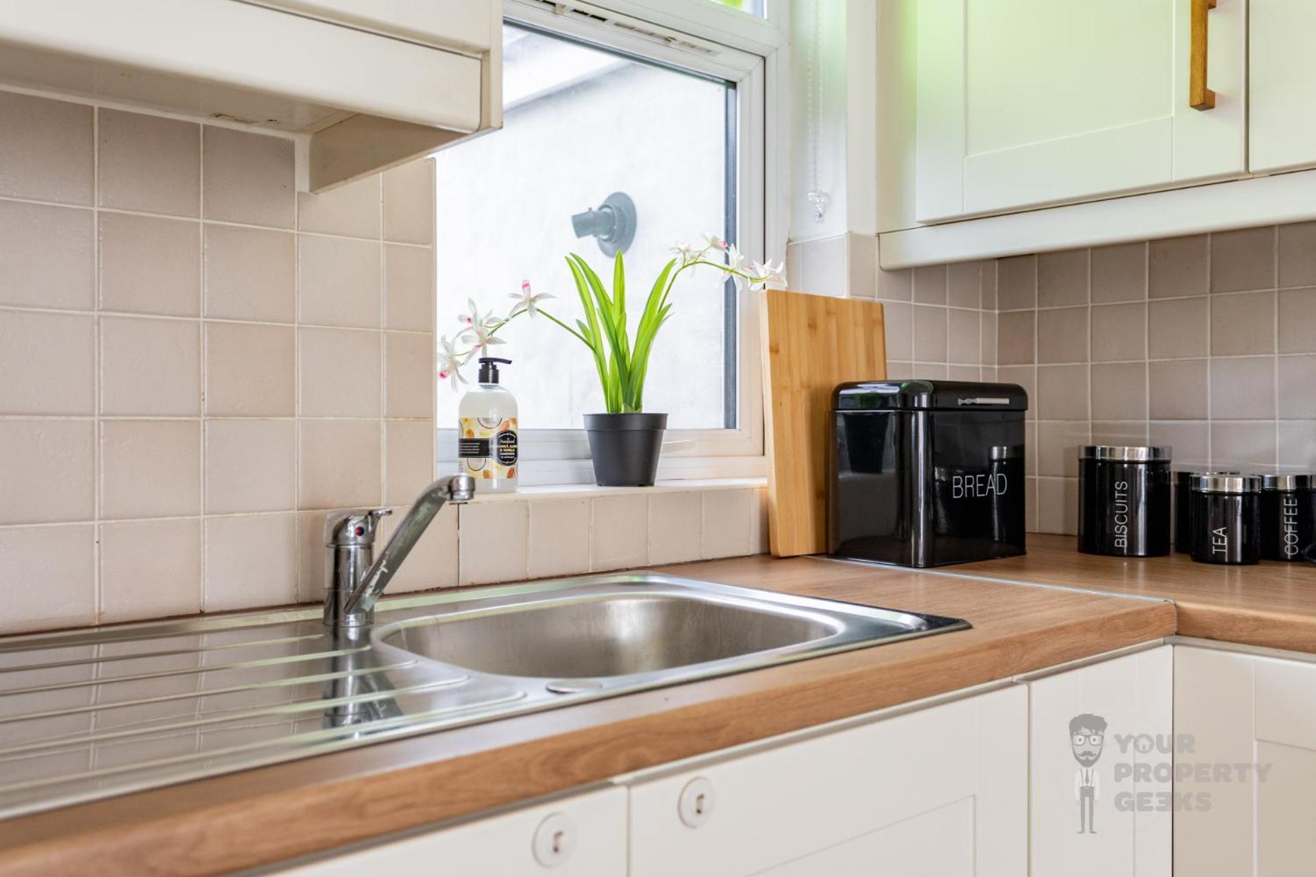 Attic Style 2 Bed Duplex Apartment With Rooftop Patio Belfast Extérieur photo