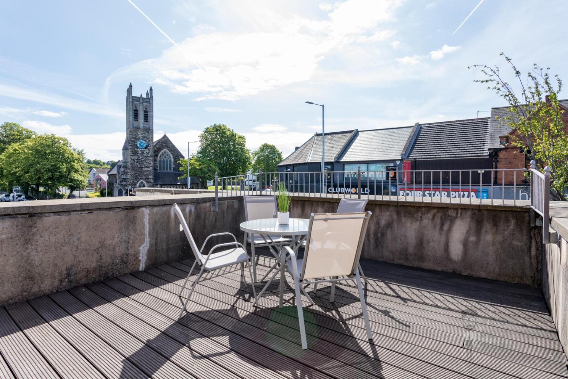 Attic Style 2 Bed Duplex Apartment With Rooftop Patio Belfast Extérieur photo